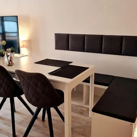 Appartement 3 Z. 60qm - In *